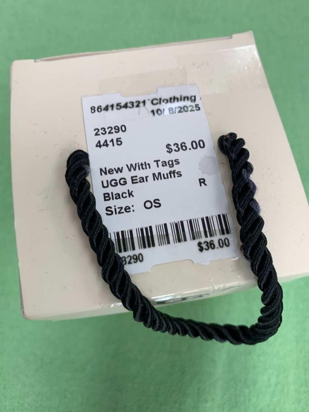 UGG Black Rope Handle Gift Box - Picture 7 of 9